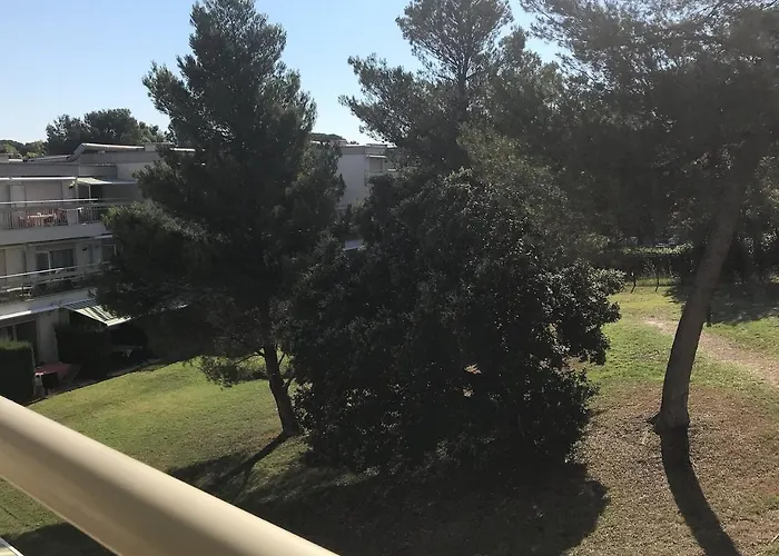 Maeva Clubhotel Raphael 아파트호텔 3*